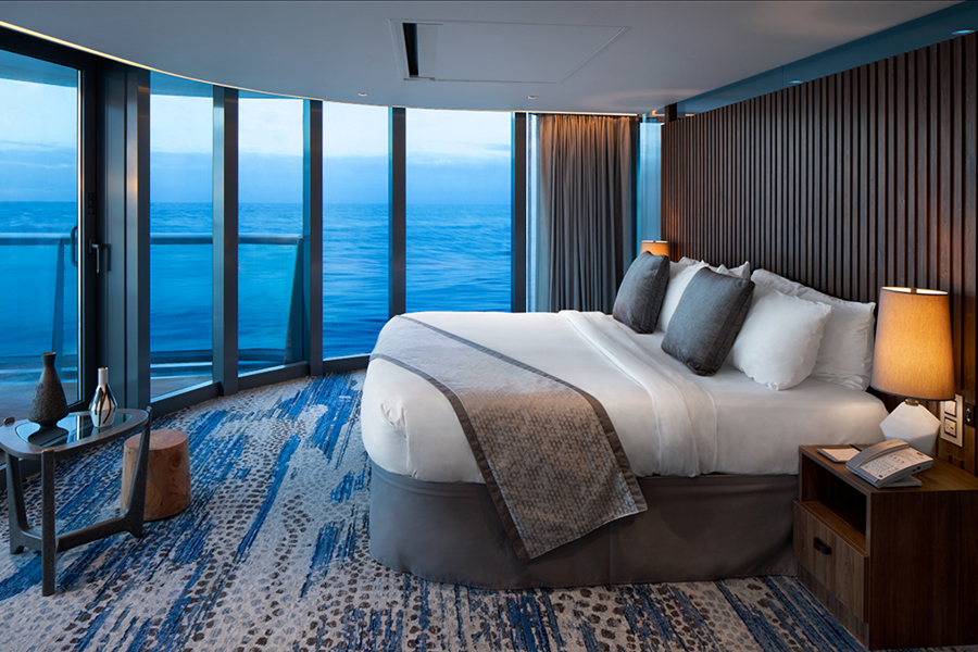 Спальня в каюте Penthouse Suite