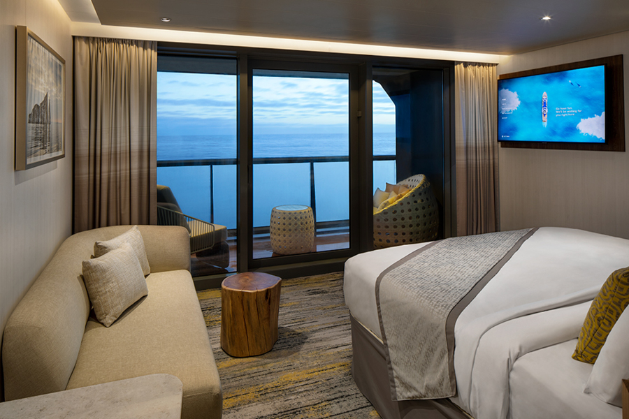 Спальня в каюте Sky Suite