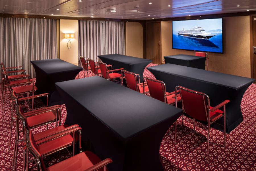 Конференц зал на лайнере Nieuw Statendam