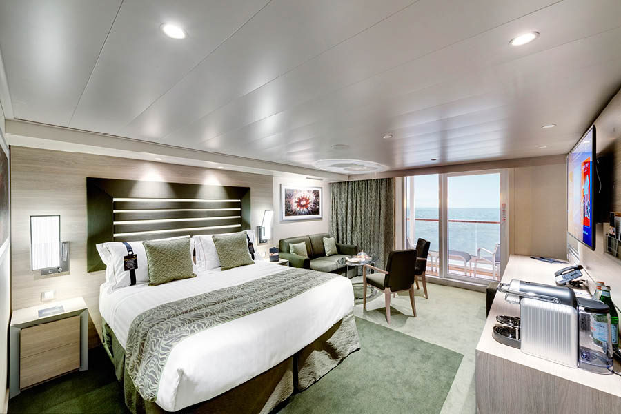 Deluxe Yacht Club Suite на лайнерах Meraviglia Class