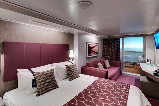 Каюта с балконом на лайнерах Seaside Class