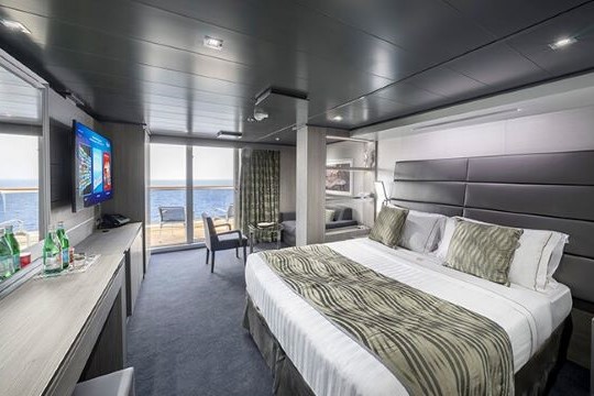 Сьют Deluxe Yacht Club на лайнерах Seaside Class