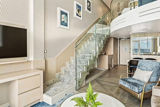 Crown Loft Suite