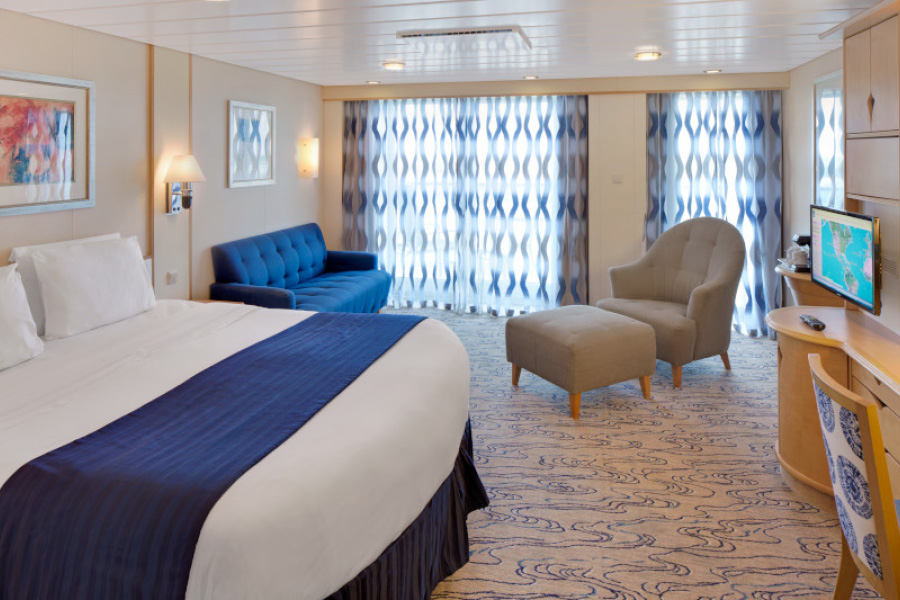 Каюта категории Junior Suite на лайнерах класса Voyager Class
