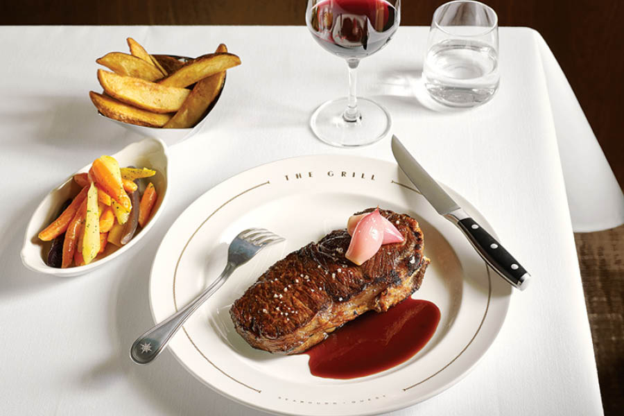 Ужин в ресторане The Grill на лайнере Seabourn Ovation