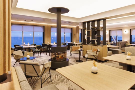 Club Lounge